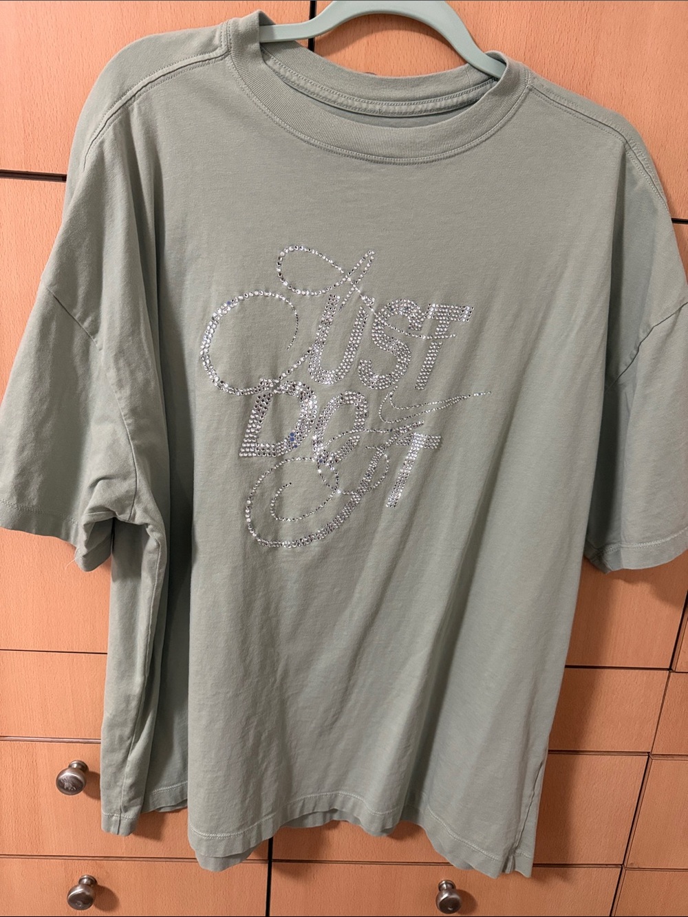 Nike Oversized Rhinestone T-Shirt Avocado Green